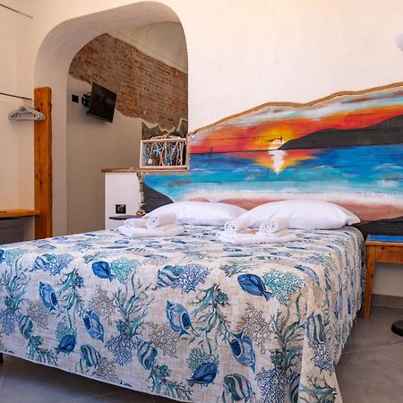 La Casa Di Dario Hotel La Maddalena  Bagian luar foto