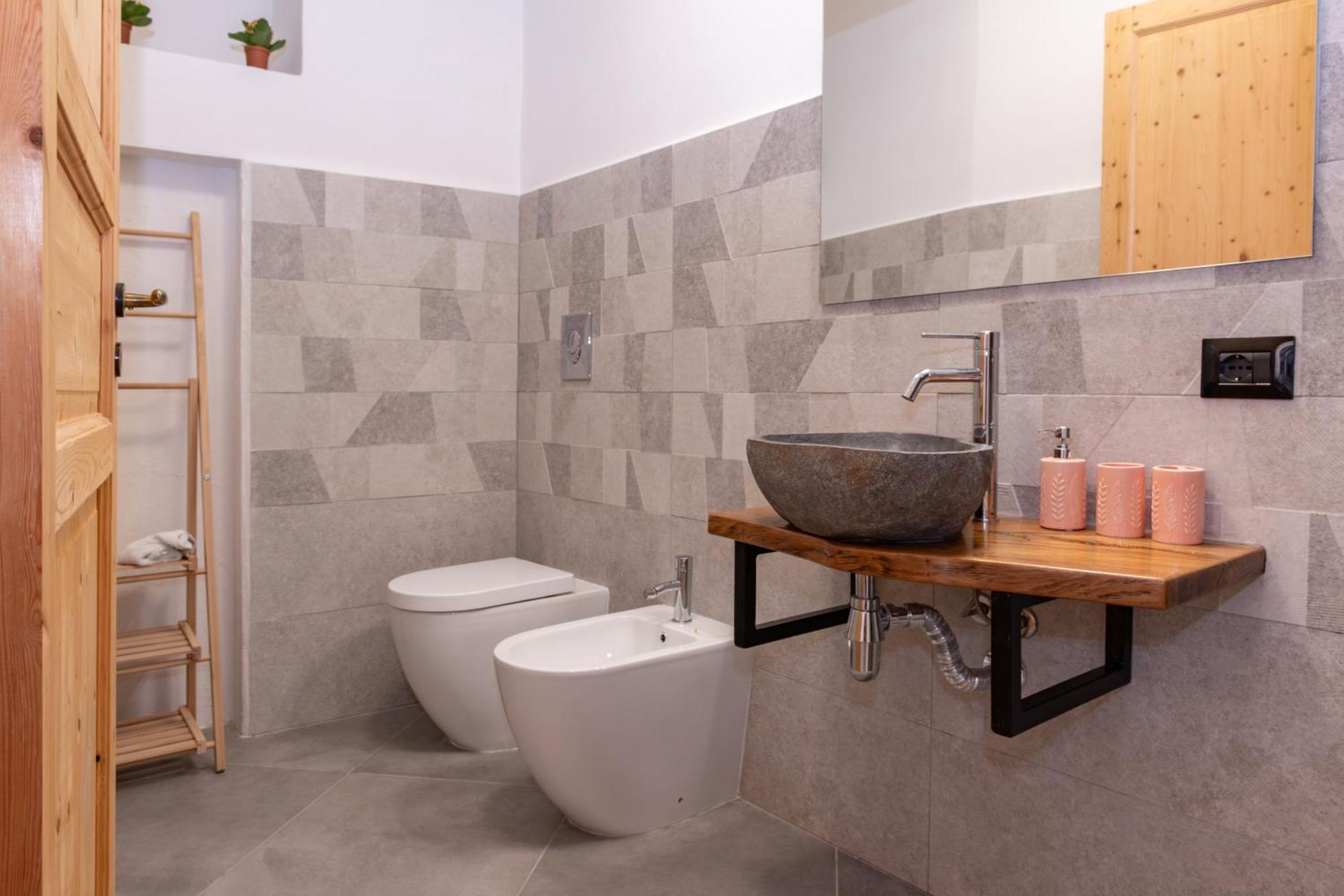 La Casa Di Dario Hotel La Maddalena  Bagian luar foto